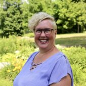 Lakeville, Minnesota therapist: Sara Smith, marriage and family therapist