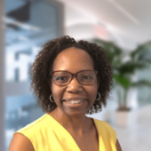 Miami, Florida therapist: Nadine Clarke, psychiatric nurse/therapist